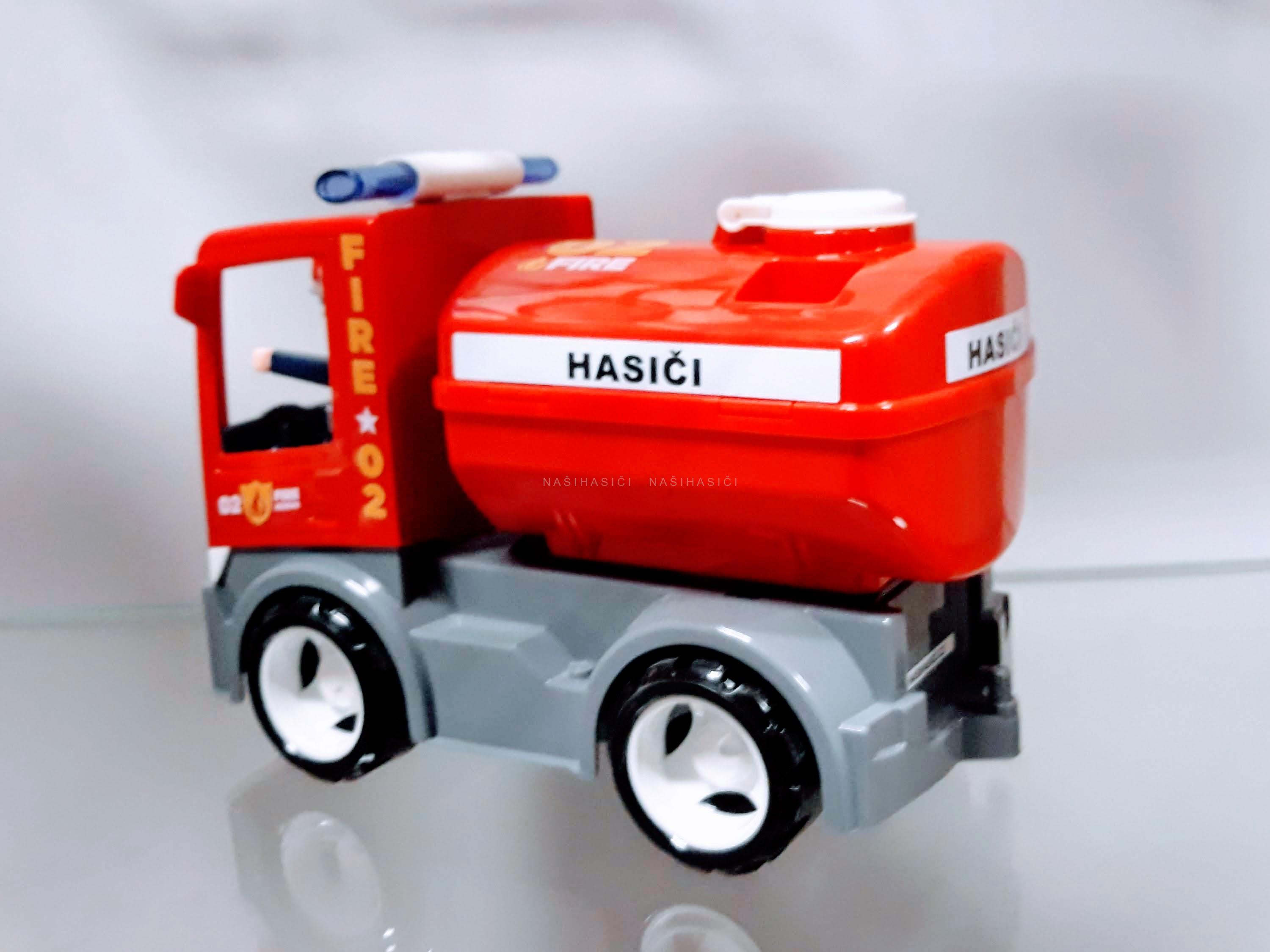 Hasičské auto cisterna IGRÁČEK