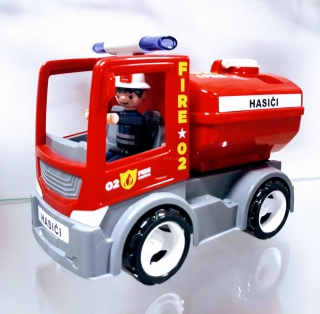 Hasičské auto cisterna IGRÁČEK